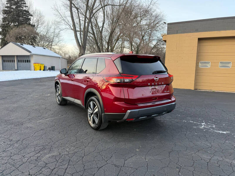 2025 Nissan Rogue SL