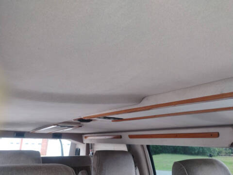 1999 Dodge Ram Van 1500