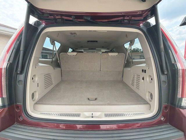 2018 Cadillac Escalade ESV Luxury