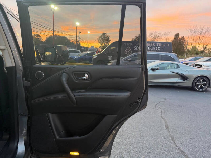 2020 Infiniti QX80 Luxe