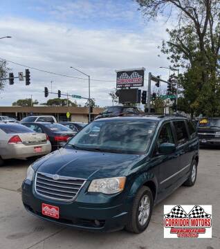 2009 Chrysler Town and Country for sale at Corridor Motors in Cedar Rapids IA
