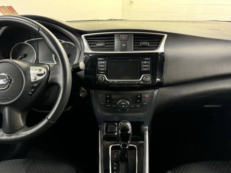 2018 Nissan Sentra SR