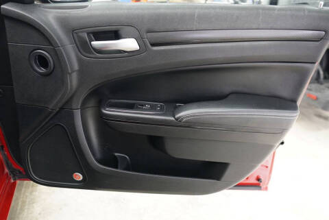 2016 Chrysler 300