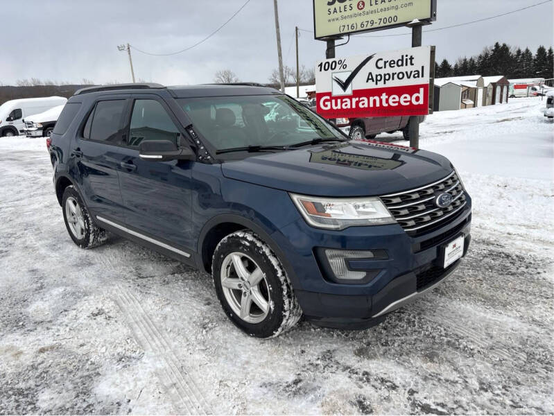 2016 Ford Explorer XLT's photo