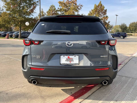 2025 Mazda CX-50 2.5 S Preferred