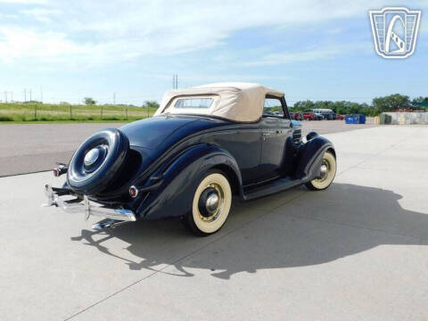 1936 Ford Cabriolet