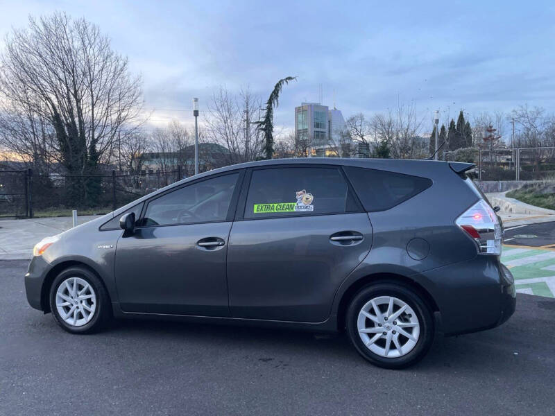 2012 Toyota Prius v Three