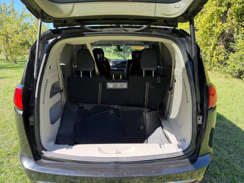 2018 Chrysler Pacifica Touring L Plus