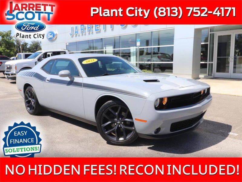 2021 Dodge Challenger SXT