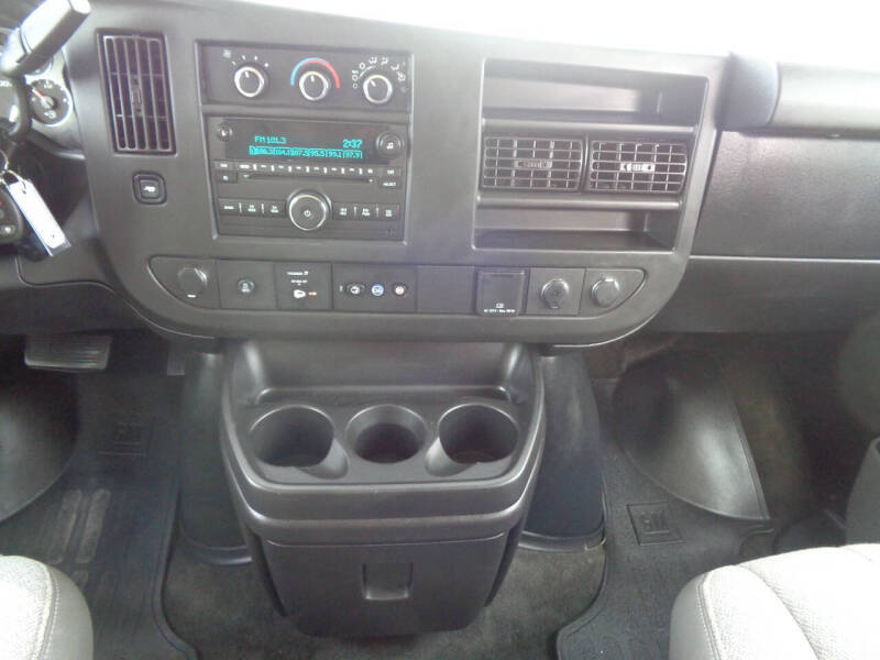 2017 Chevrolet Express LT 3500