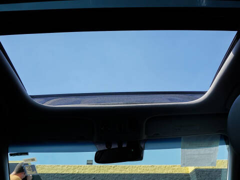 2017 Kia Cadenza Limited