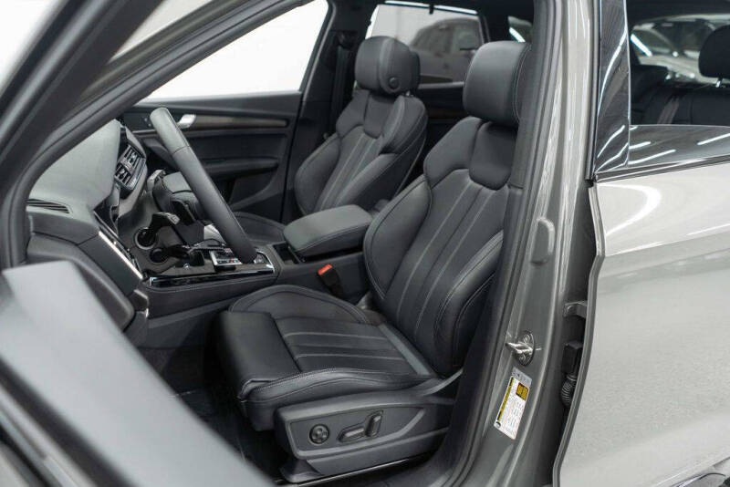 2024 Audi Q5 e quattro S line Prestg 55 TFSI