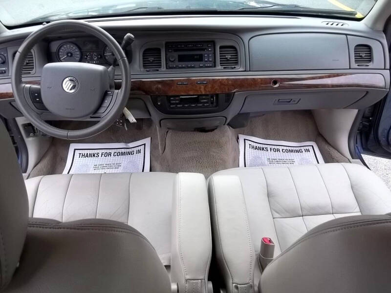 2010 Mercury Grand Marquis LS