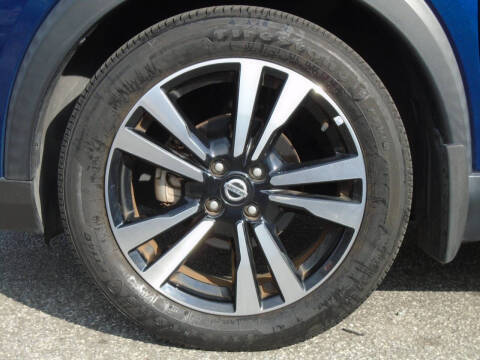 2019 Nissan Kicks SR