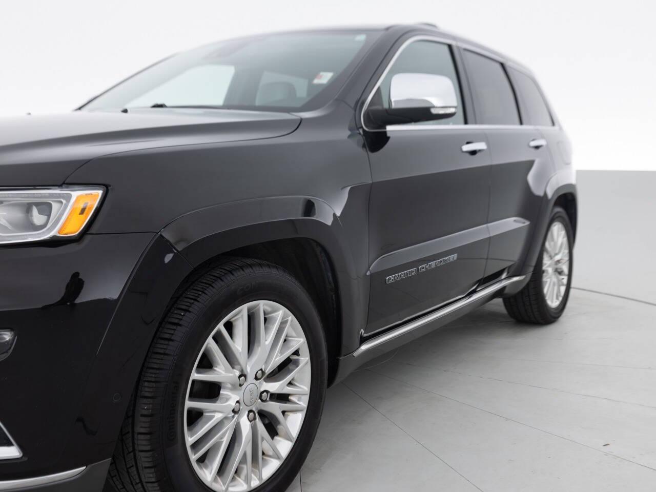 Used Car 2018 Jeep Grand Cherokee  Summit 4x4 4dr Suv For Sale Under $20,000 In Coal City, Illinois