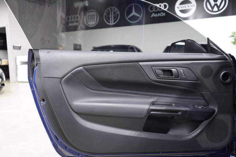 2024 Ford Mustang Dark Horse