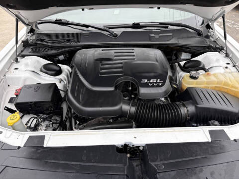 2021 Dodge Challenger SXT