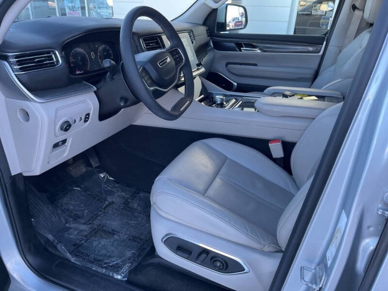 2022 Jeep Wagoneer Series II