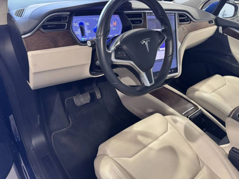 2018 Tesla Model X 75D