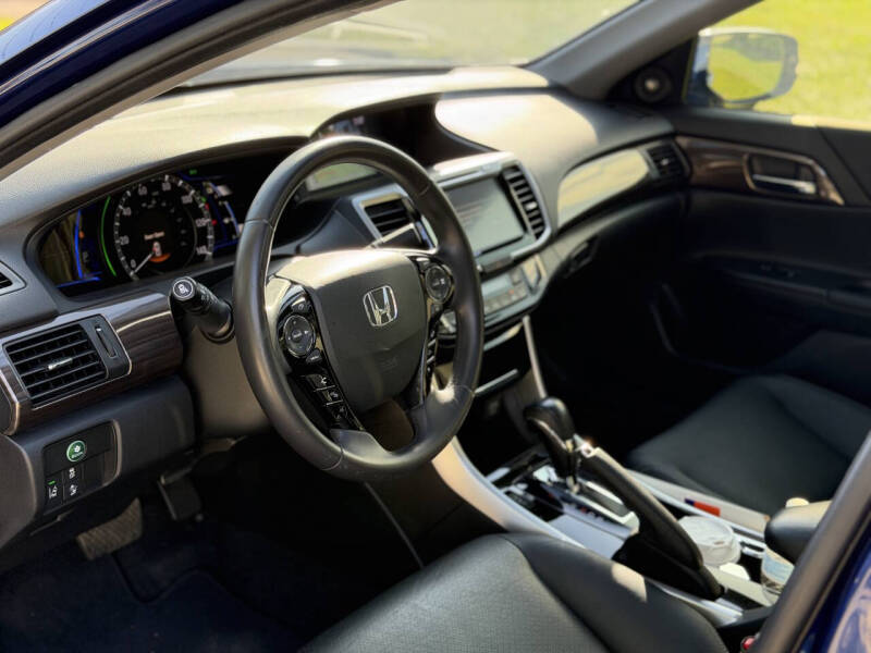 2017 Honda Accord Hybrid EX-L