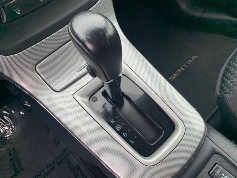 2015 Nissan Sentra SR