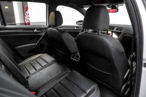 2019 Volkswagen Golf R 4Motion