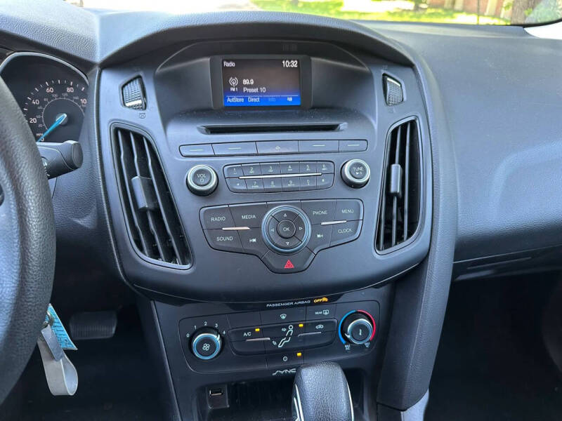 2017 Ford Focus S