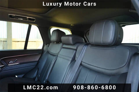 2023 Land Rover Range Rover P530 SE