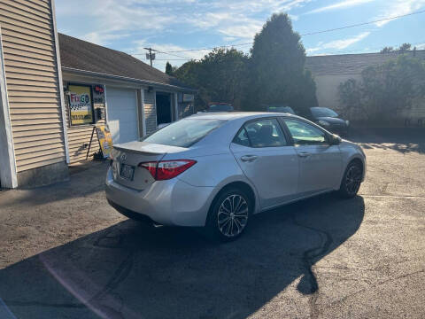 2014 Toyota Corolla S Plus