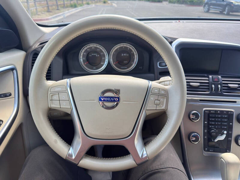 2012 Volvo XC60 3.2