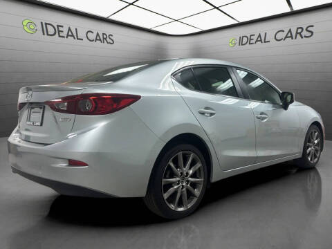 2018 Mazda MAZDA3