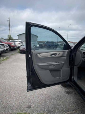 2016 Chevrolet Traverse LS