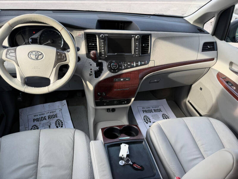 2011 Toyota Sienna XLE 7-Passenger