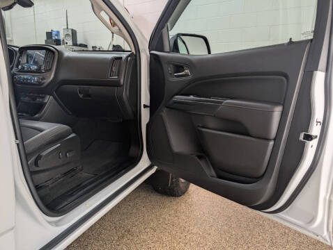 2017 GMC Canyon SLE