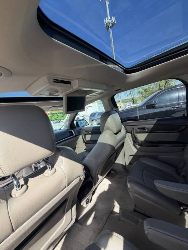 2016 GMC Acadia Denali