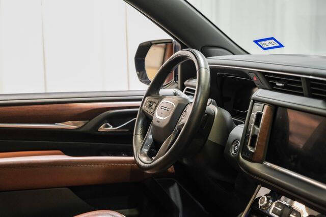 2023 GMC Yukon XL Denali Ultimate