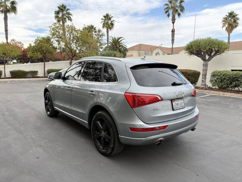 2011 Audi Q5 2.0T quattro Premium Plus