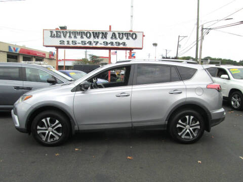 2017 Toyota RAV4 LE