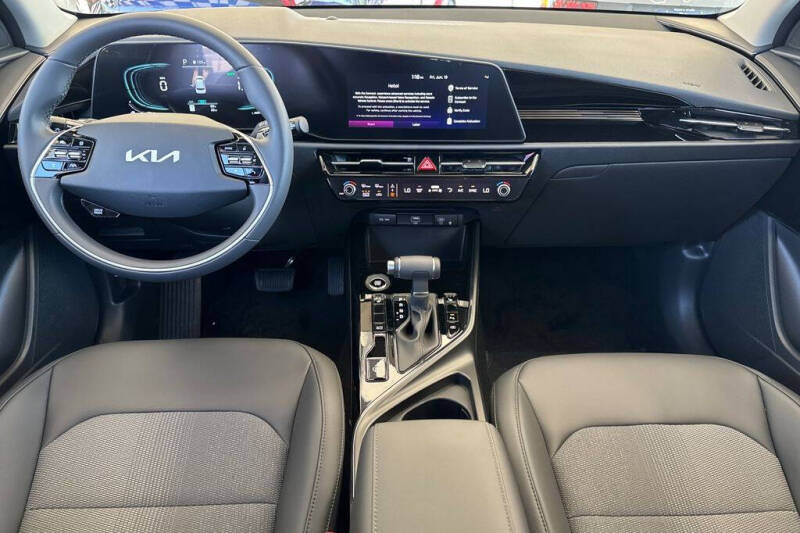 2026 Kia Niro EX