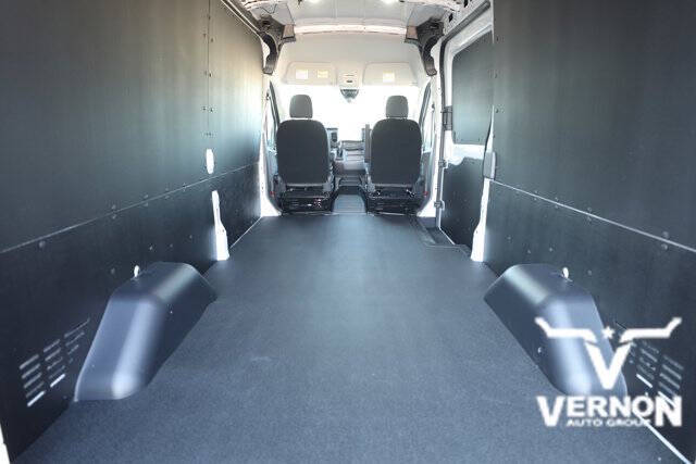 2025 Ford Transit 250