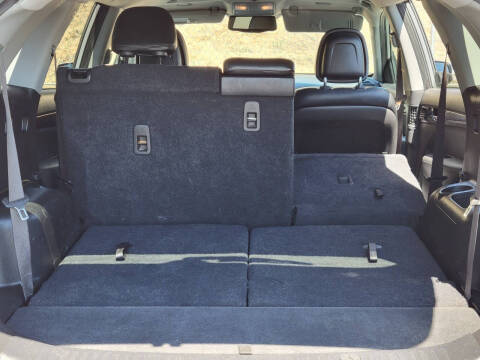 2011 Kia Sorento LX