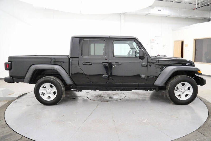 2023 Jeep Gladiator Sport S