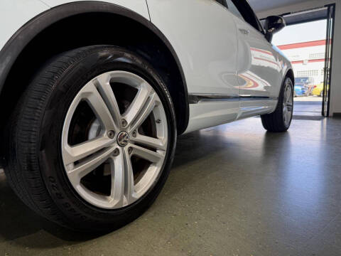 2014 Volkswagen Touareg TDI R-Line