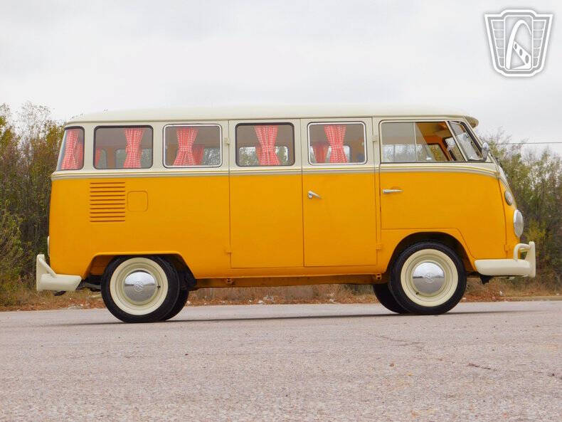 1975 Volkswagen Type 2
