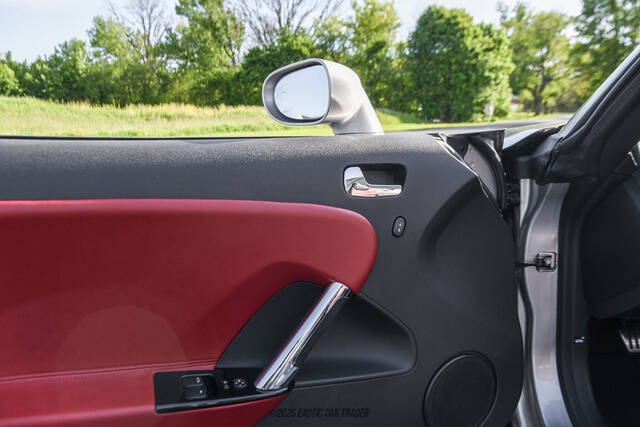 2008 Saturn SKY Red Line