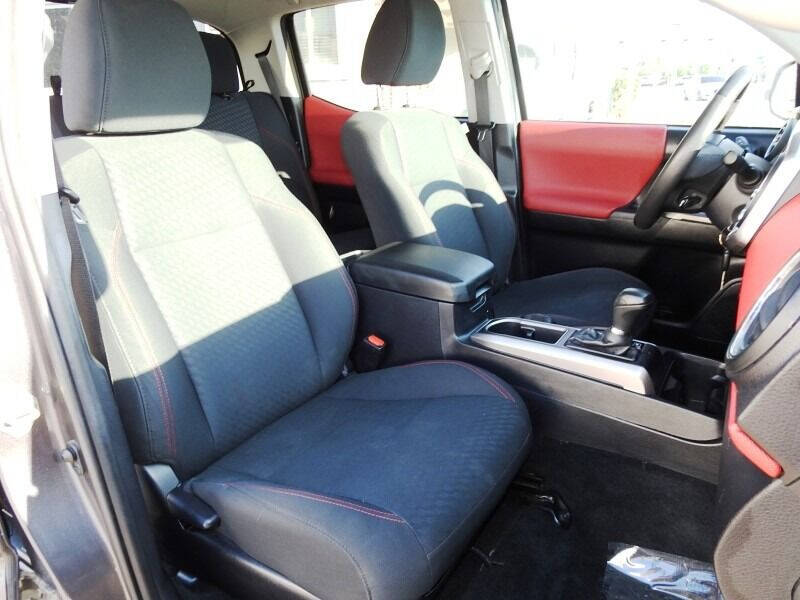 2020 Toyota Tacoma  - $24,900