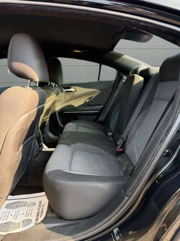 2015 Dodge Charger SE