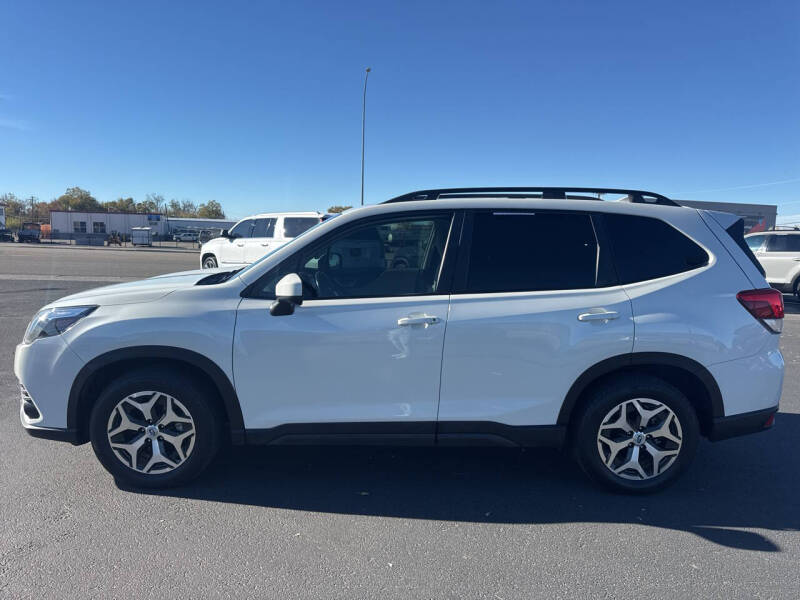 2022 Subaru Forester Premium