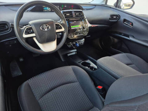 2017 Toyota Prius Two