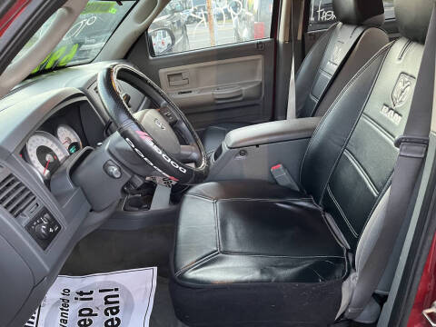 2006 Dodge Dakota SLT